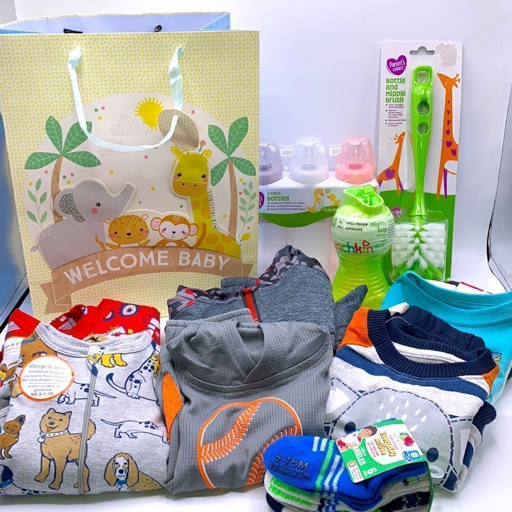 Baby Boy Baby Shower Gift Bundle Clothing 14-Piece set Size 0-18 Month